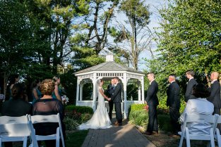 Springfield specializes in both indoor and outdoor wedding venues, perfect for any ceremony