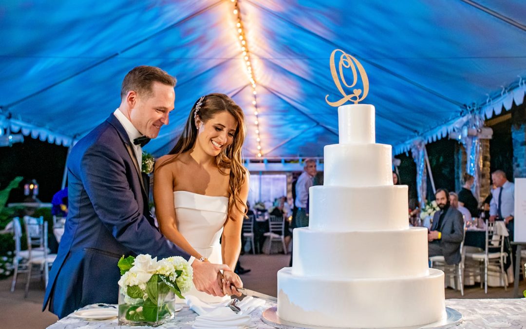 How to Safely Get Married During COVID-19